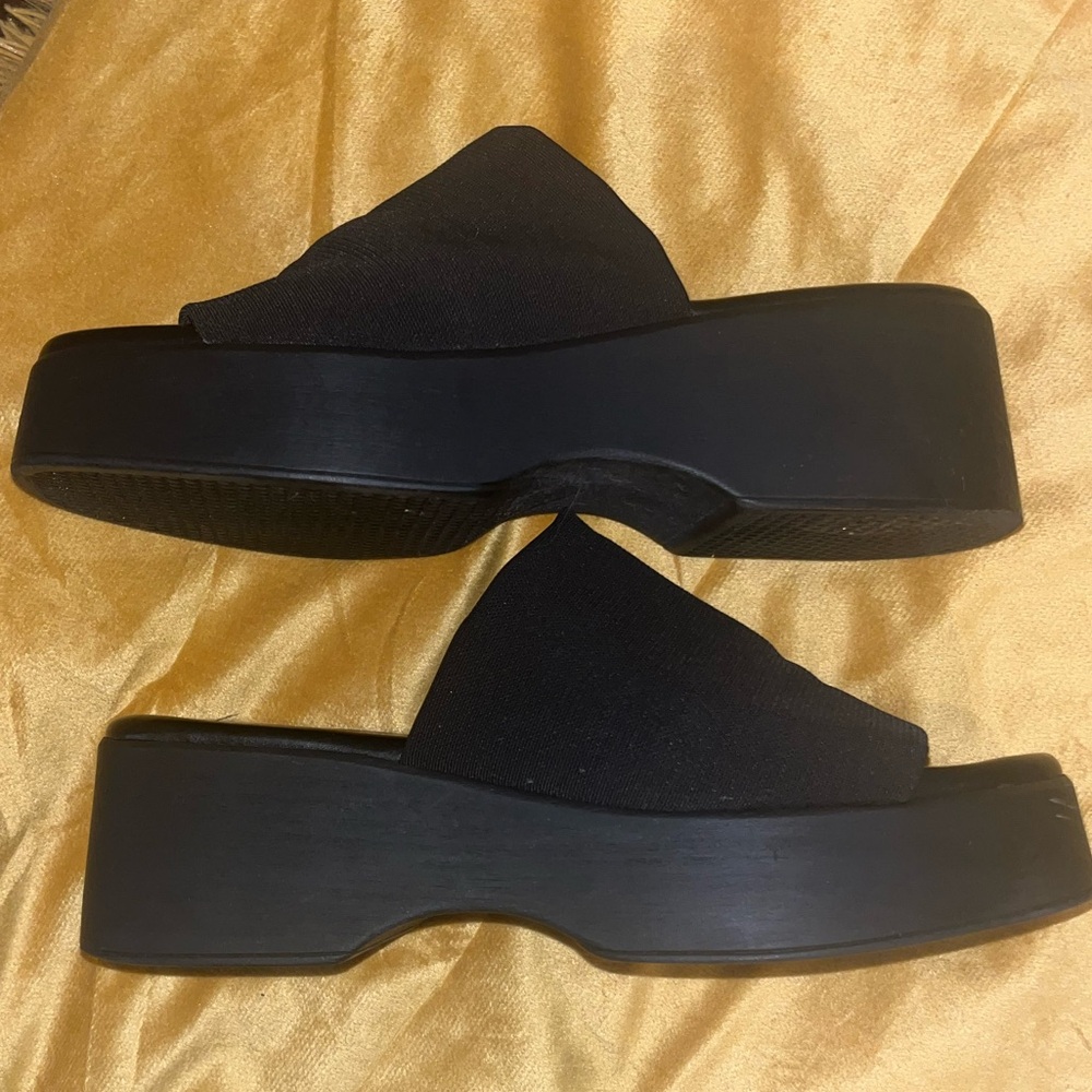 Steve Madden Slinky30 in Black size 39/8.5